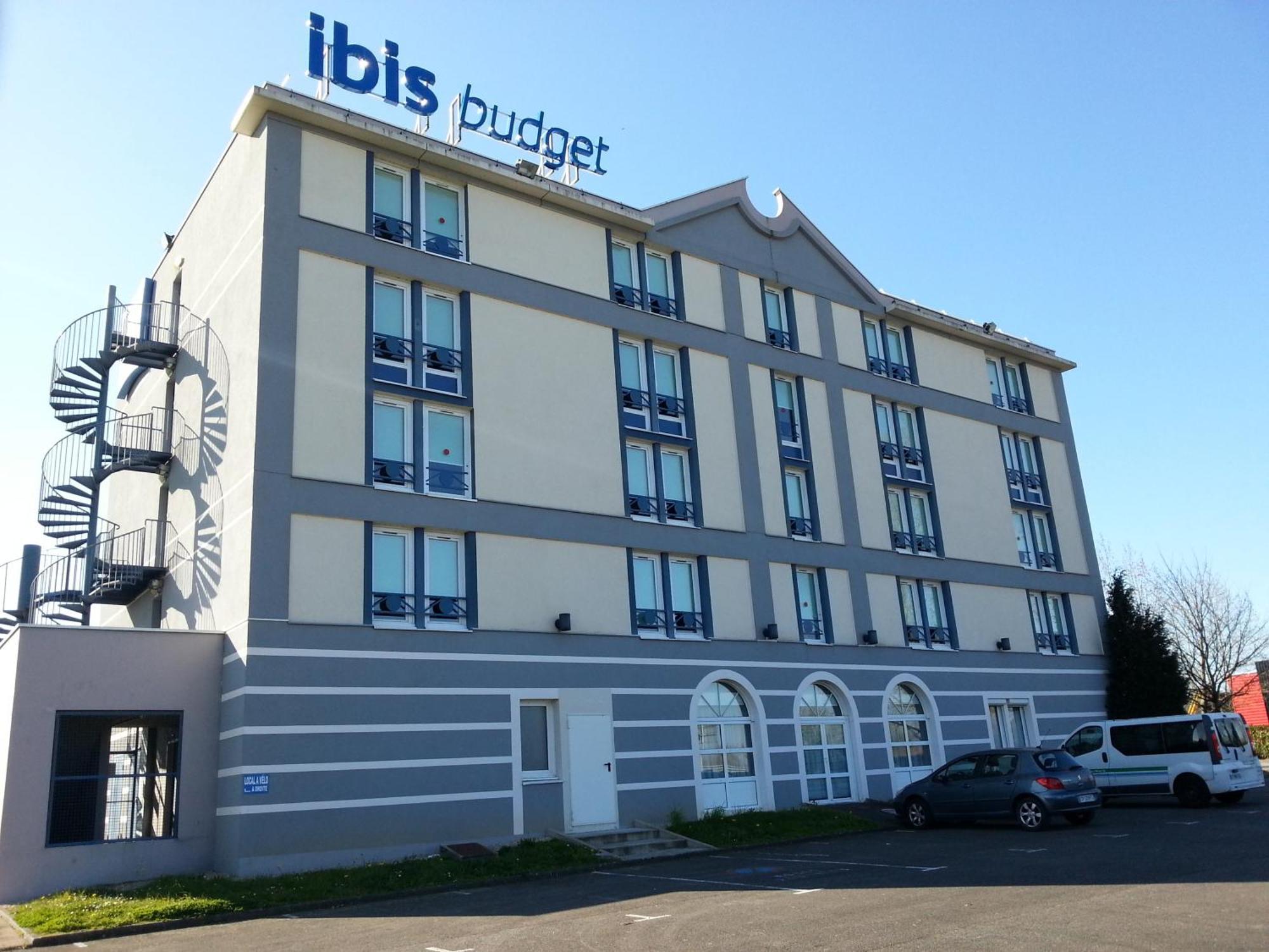 Hotel Ibis Budget Nantes Ouest Atlantis Coueron Couëron Exterior foto